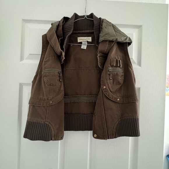 Very Versatile Army Green Jacket - Picture 8 of 10